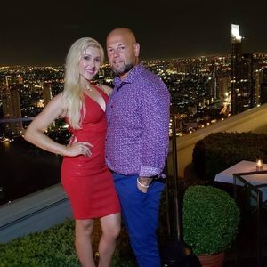 Meet your Posher, Josiane